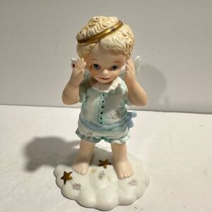 VTG Bronson Collectables Tender Hearts Angel Figurine "Peek-A-Boo in the Clouds"